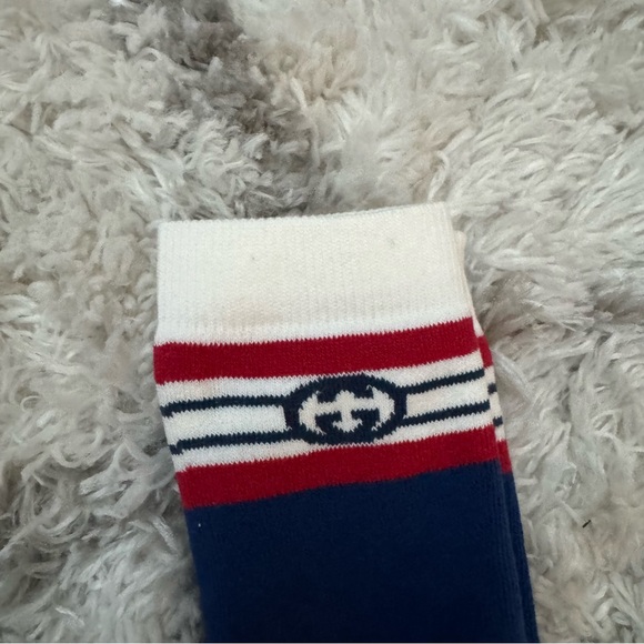 Gucci Blue Casual Socks with Ribbed Texture - Picture 2 of 4
